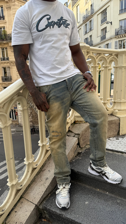 FCRZ LIGHT WASHED JEANS